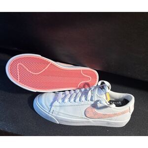 Nike Blazer Low ’77 By You (Women’s Custom – Pink Floral) Size 7